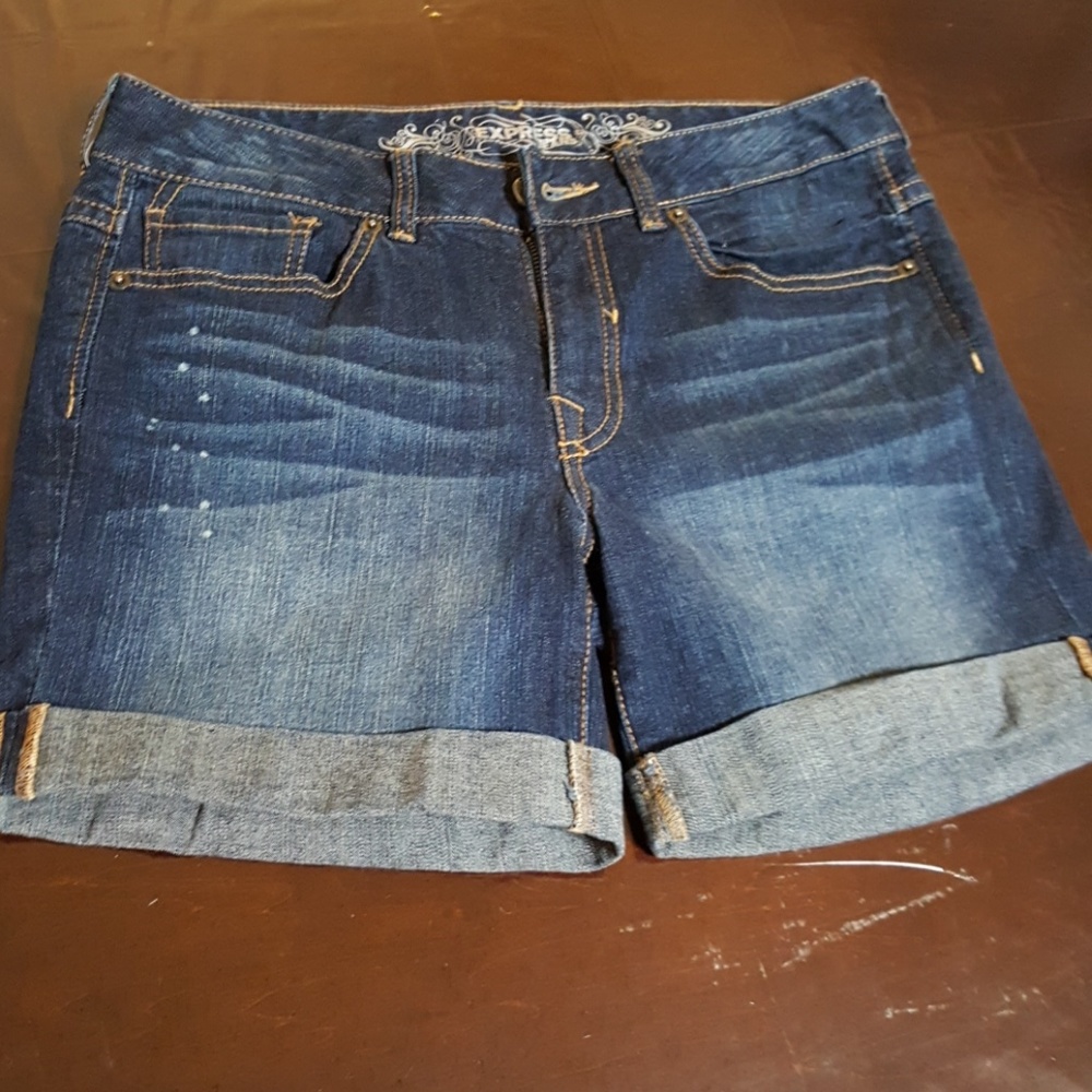 Express shorts